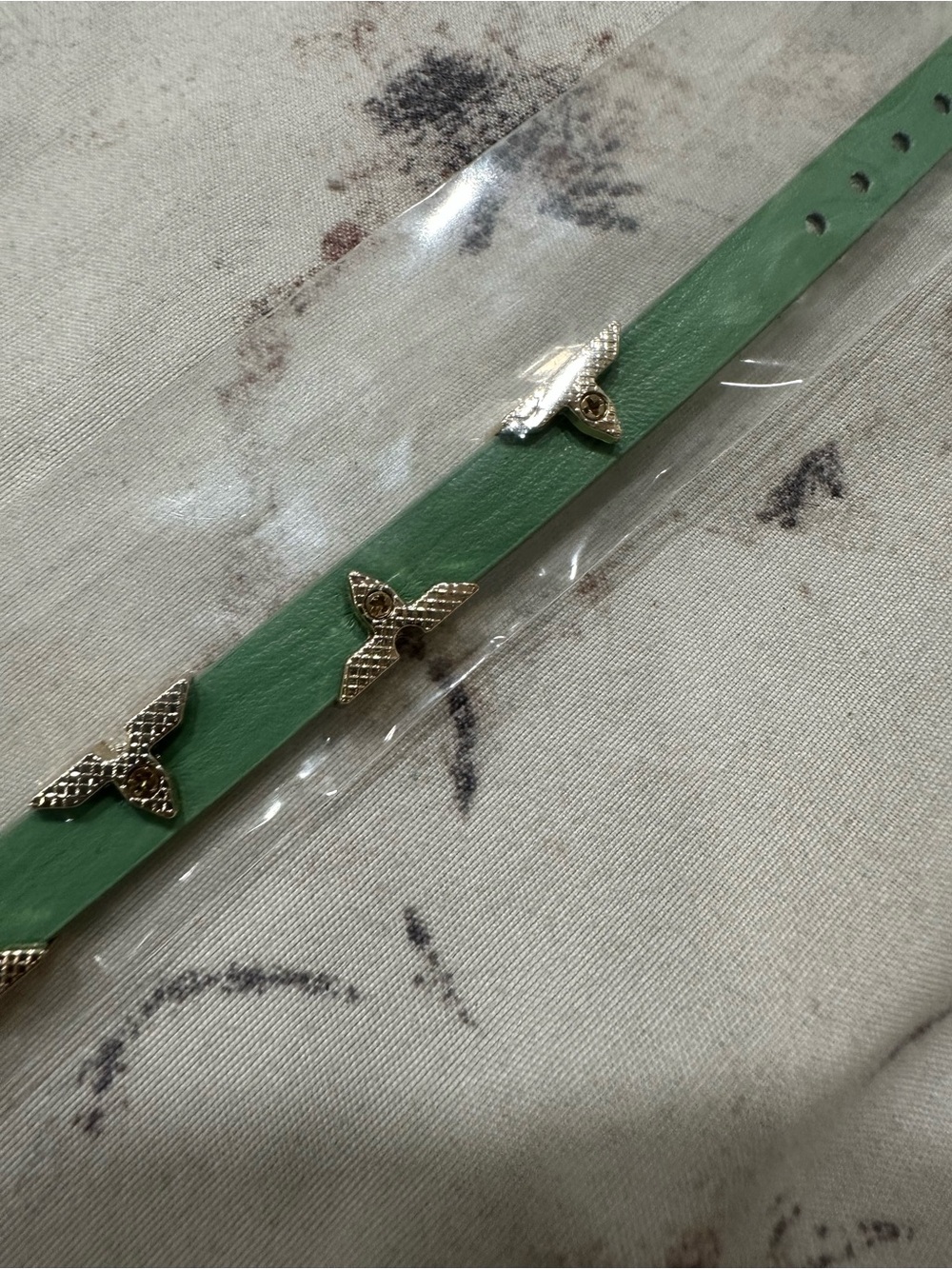 Leather belt Bracelet in light green with Gold Accents
